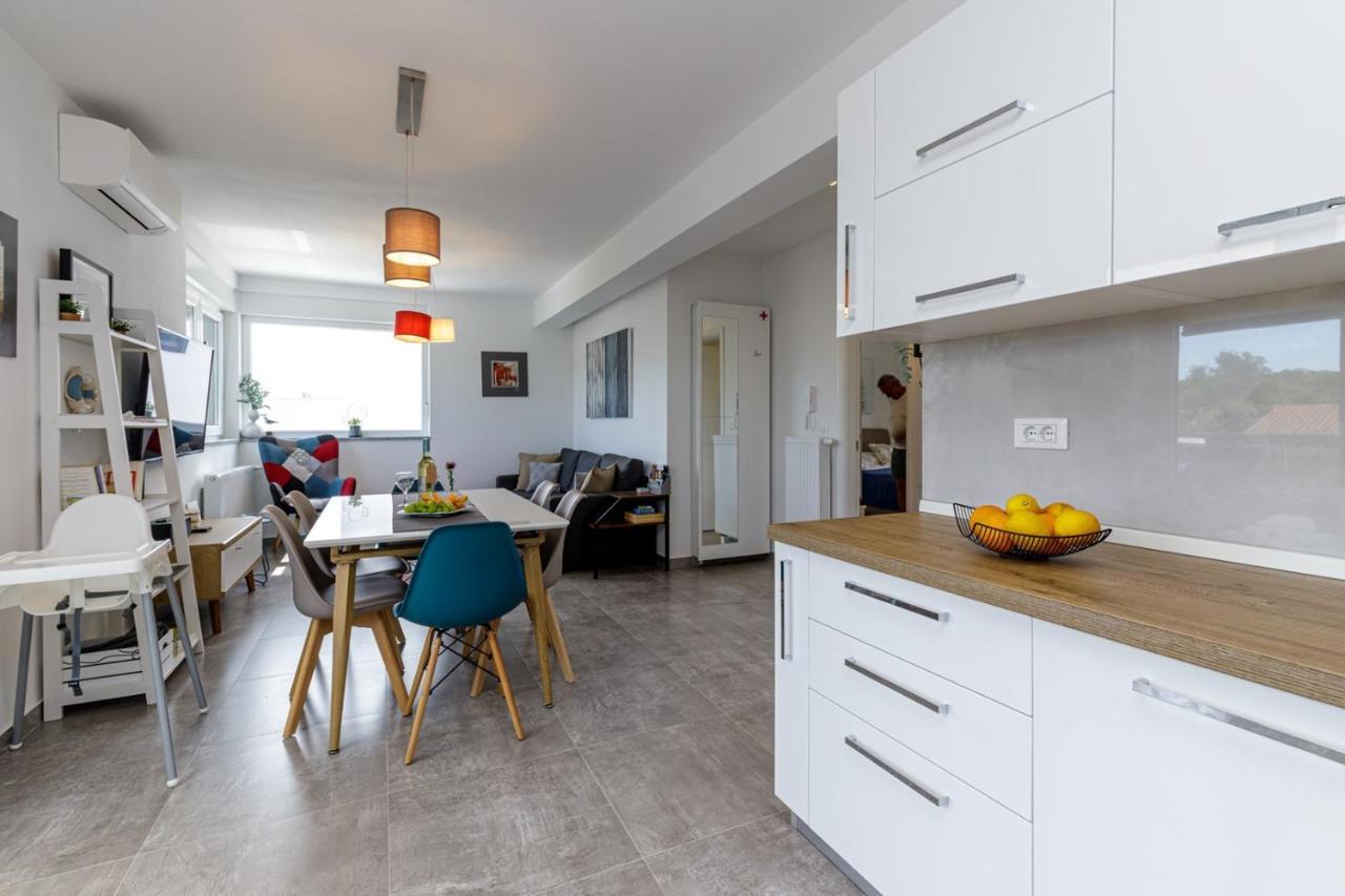 Sabena Apartment With Private Whirlpool Poreč Zewnętrze zdjęcie