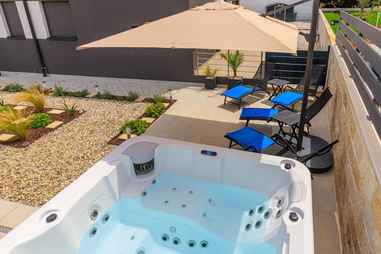 Sabena Apartment With Private Whirlpool Poreč Zewnętrze zdjęcie